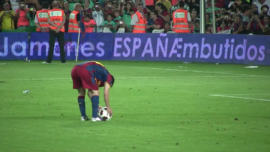 Τα βρίσκει… σκούρα από την άσπρη βούλα ο Μέσι