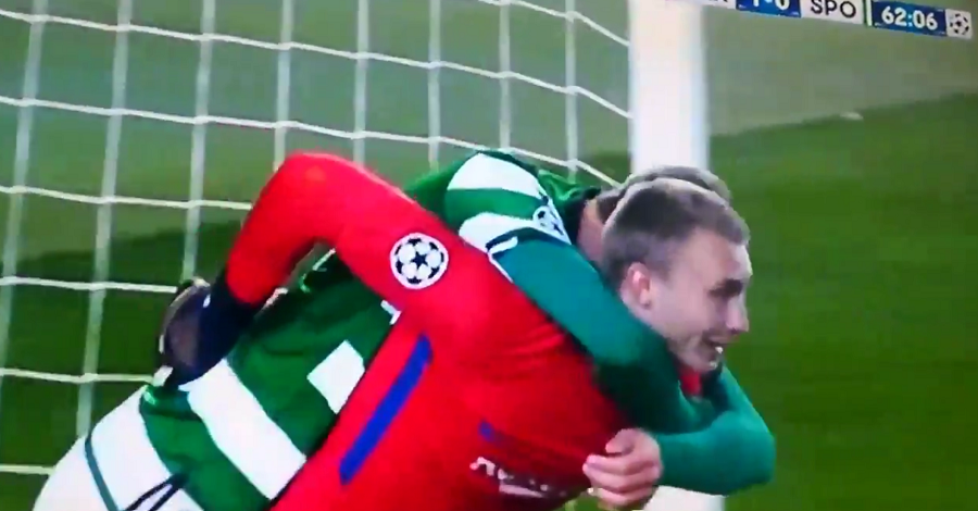 Ο Ντοστ έχασε το… άχαστο και πήρε αγκαλιά τον Σίλεσεν! (vid)