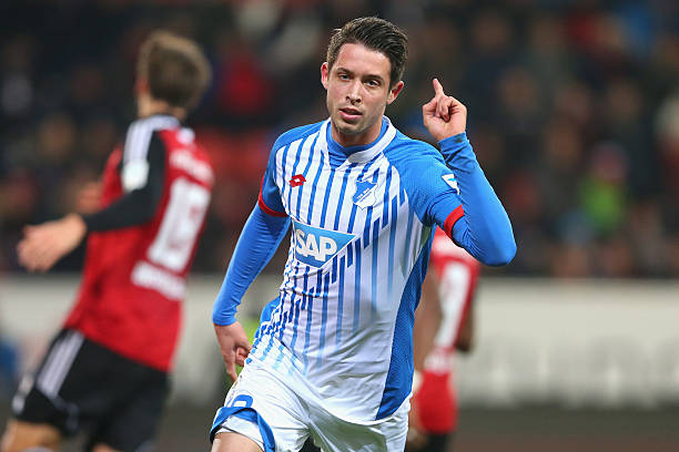 Έκλεισε Μαρκ Ουτ η Σάλκε