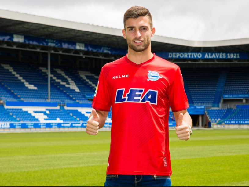 Αδιανόητη γκάφα του κίπερ της Αλαβές!