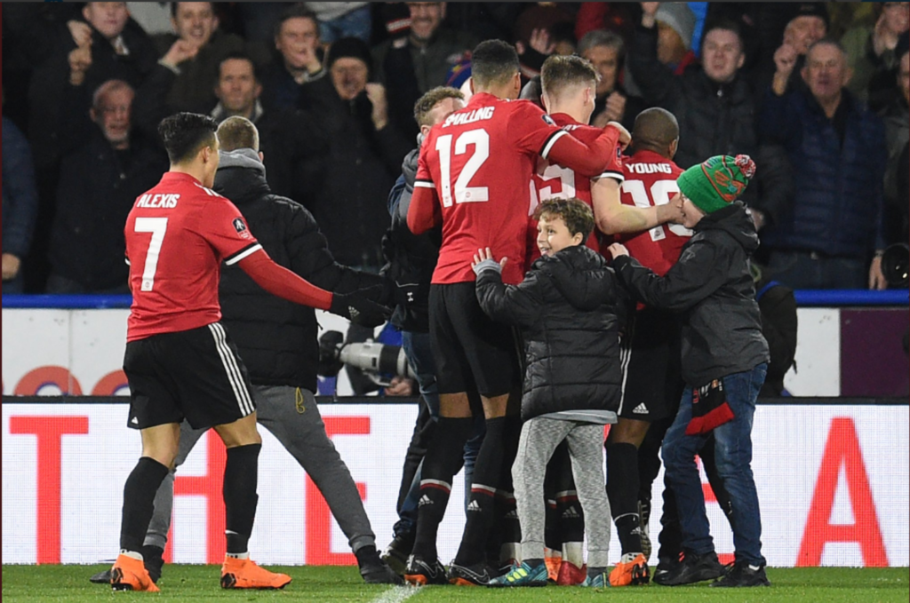 “Καθάρισε” το…θωρηκτό