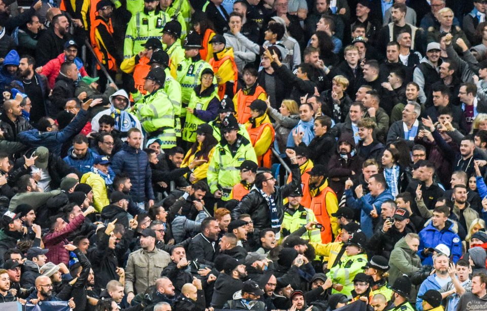 Ένταση και… ξύλο μετά τον αποκλεισμό της Σίτι (vid)