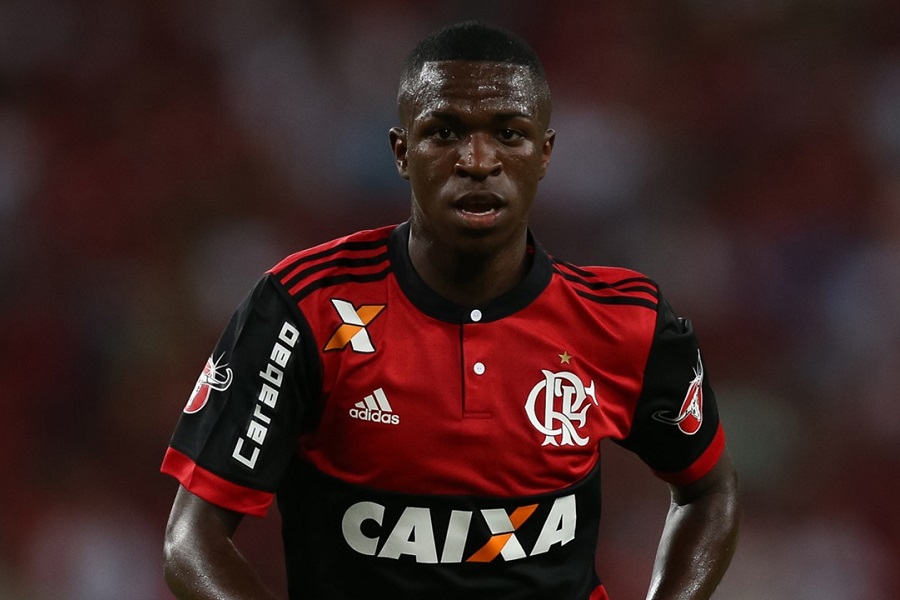 Βινίσιους: «Με πιστεύει ο Ροναλντίνιο»