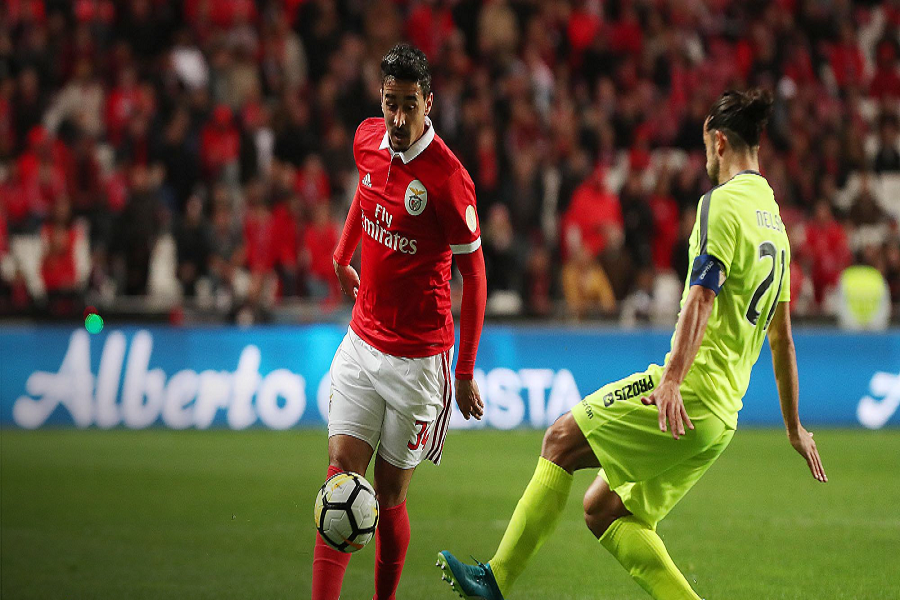 Μπενφίκα με το… “στανιό” κόντρα στην Άβες!