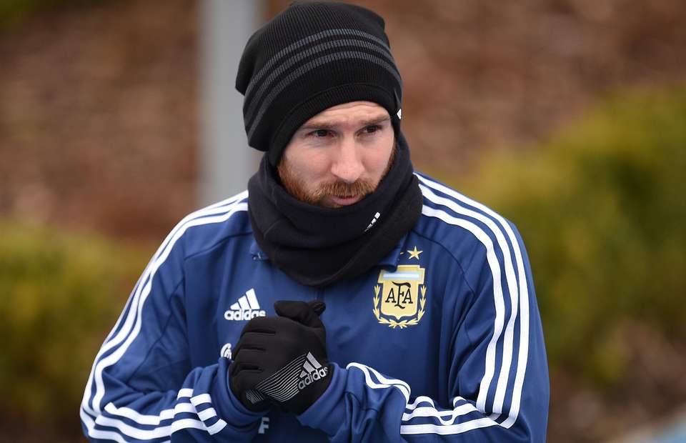 Ανησυχία με Μέσι στην Μπαρτσελόνα!