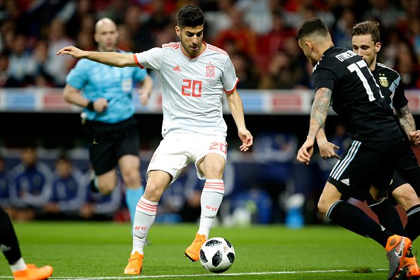 Τρελαίνει τα κοντέρ με τις ασίστ του ο Ασένσιο!