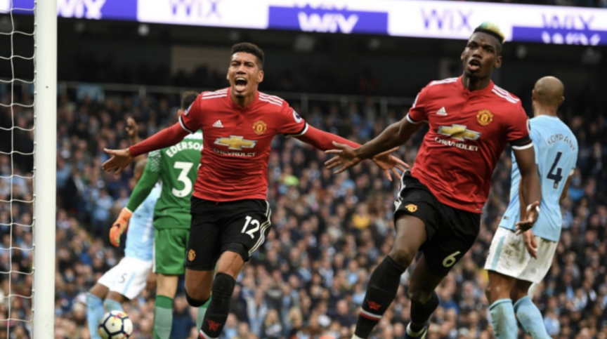 Άνοιξαν… σαμπάνιες οι παίκτες της Γιουνάιτεντ για την απόλυση του Μουρίνιο!