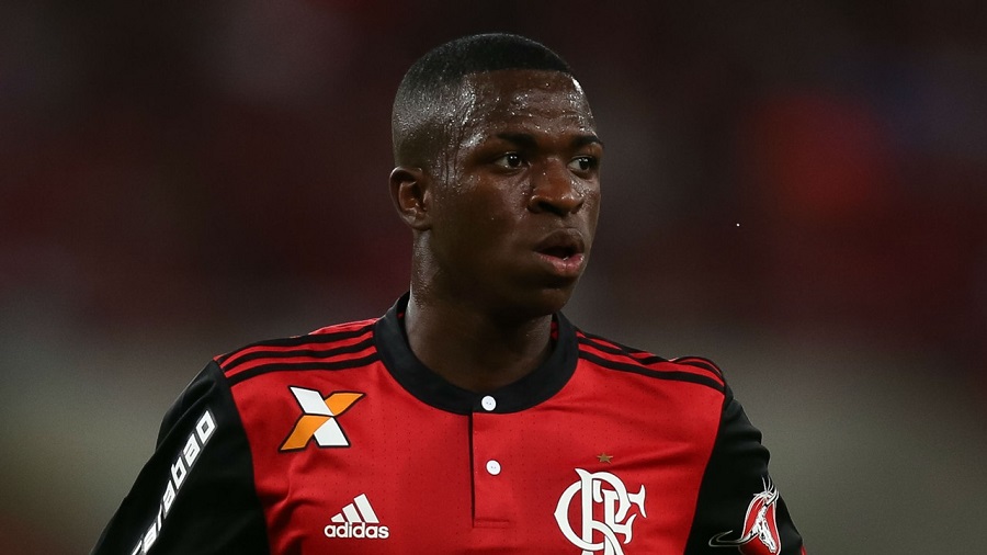 Βινίσιους Τζούνιορ: “Φεύγω από τη μεγαλύτερη ομάδα στη Βραζιλία, για να πάω στη μεγαλύτερη στον κόσμο”