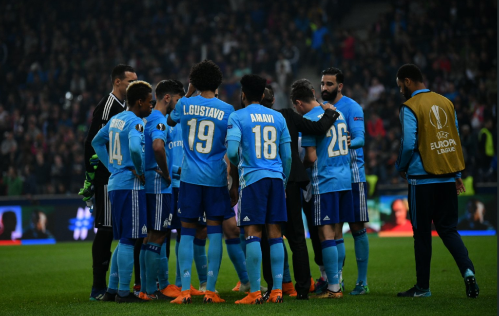 Τσάμπιονς Λιγκ τέλος ( ; ) για τη Μαρσέιγ!