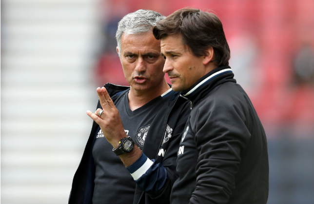 Αποχωρεί από την Γιουνάιτεντ ο βοηθός του Μουρίνιο