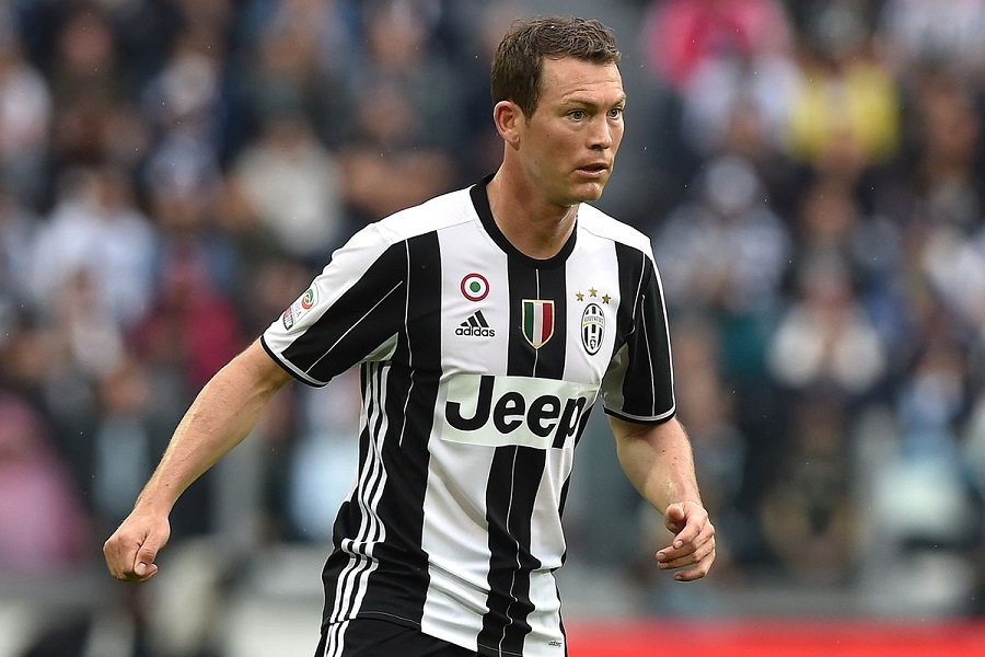 Κλείνει Λιχτστάινερ η Ντόρτμουντ