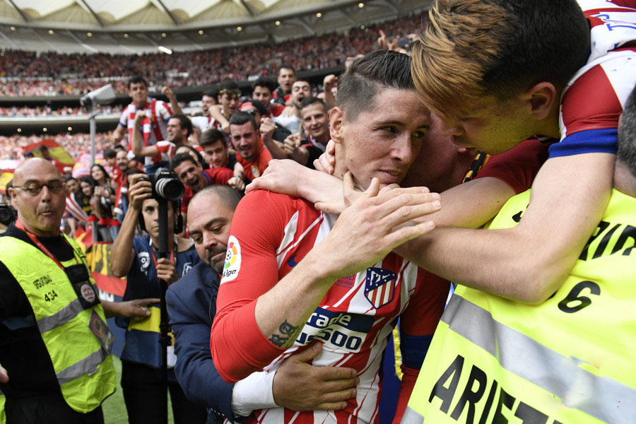 Δάκρυα και χαμόγελα στο “τέλος” του Τόρες