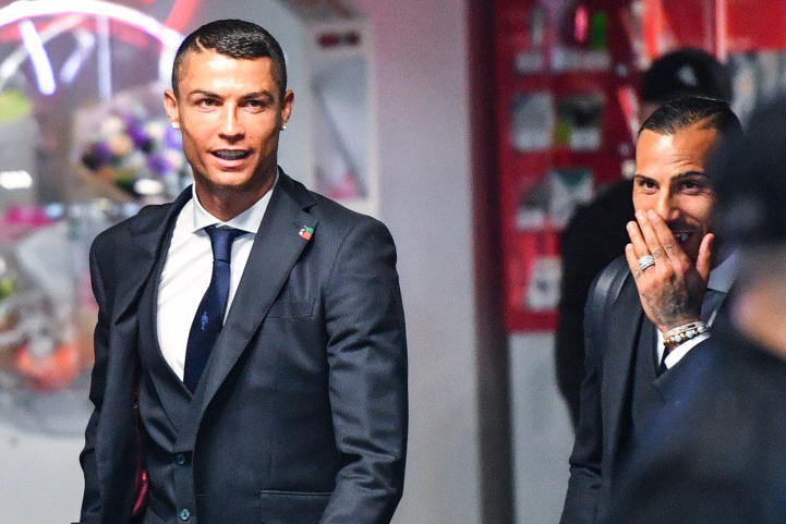 Σόου Κριστιάνο σε ένα ματς ΈΠΟΣ