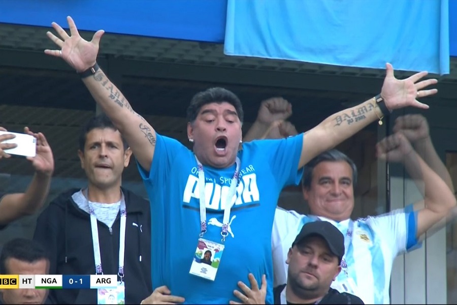 Βίντεο ντοκουμέντο: Κόκκαλο ο Μαραντόνα (vid)