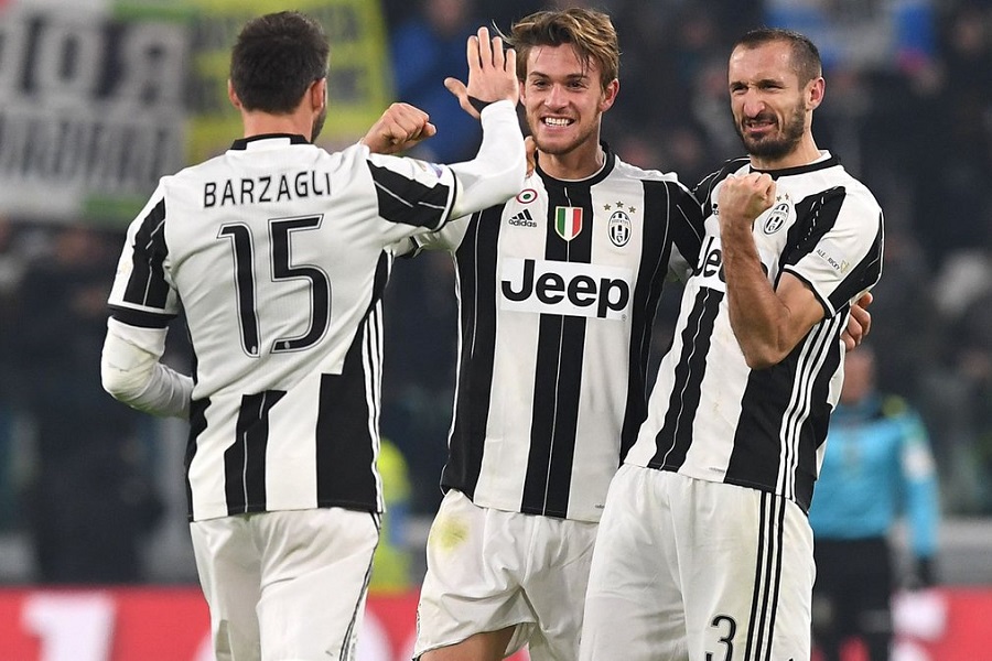 Μένουν Γιουβέντους Κιελίνι και Μπαρτζάλι