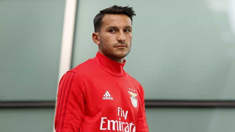 Μεγάλο ταλέντο της Μπενφίκα ετοιμάζεται για Αγγλία