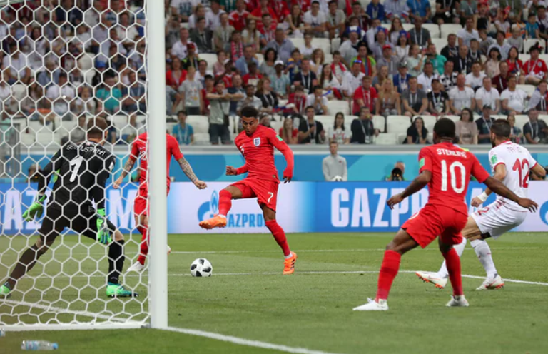 Ακόμα και τα δοκάρια δε θέλουν την Αγγλία να σκοράρει (vid)