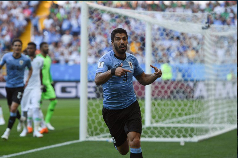 Άνοιξε το δώρο ο Σουάρεζ (vid)