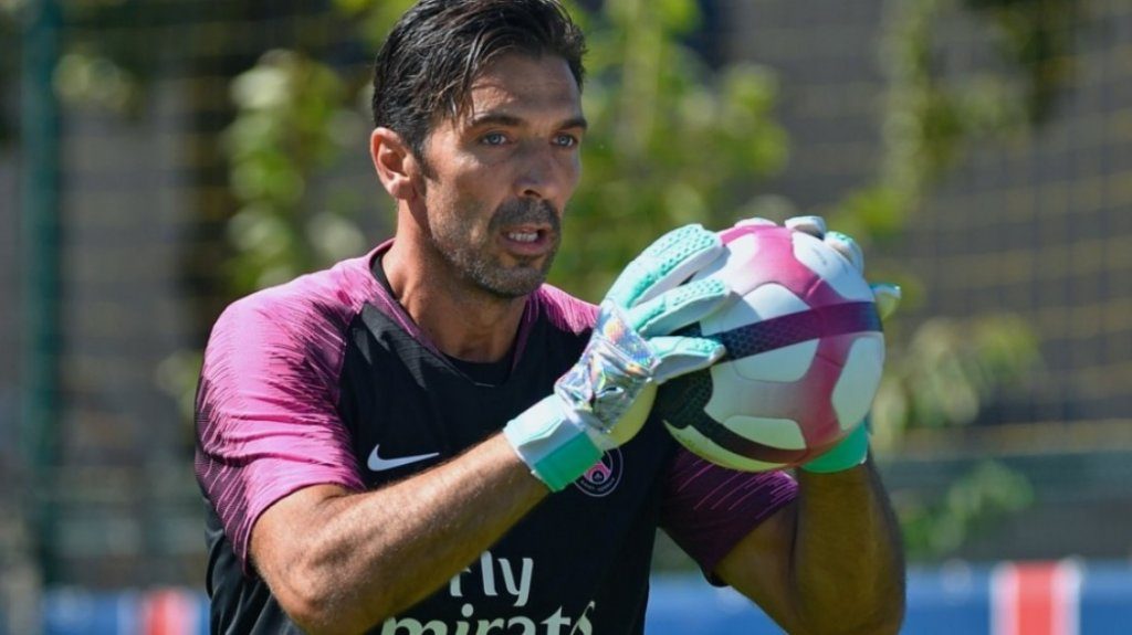 Ξεκίνησε προπονήσεις με την Παρί ο Μπουφόν (vid)