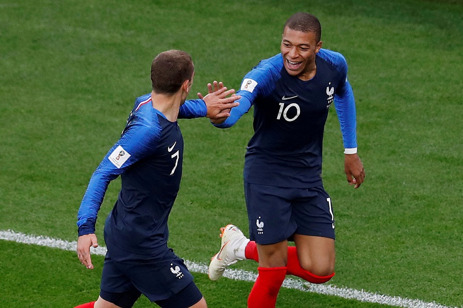 Τρολάρουν τον Εμπαπέ οι συμπαίκτες του (pic)