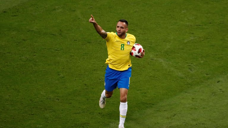 Ξαναβάζει στο ματς τη Βραζιλία ο Ρενάτο Αουγκούστο! (vid)