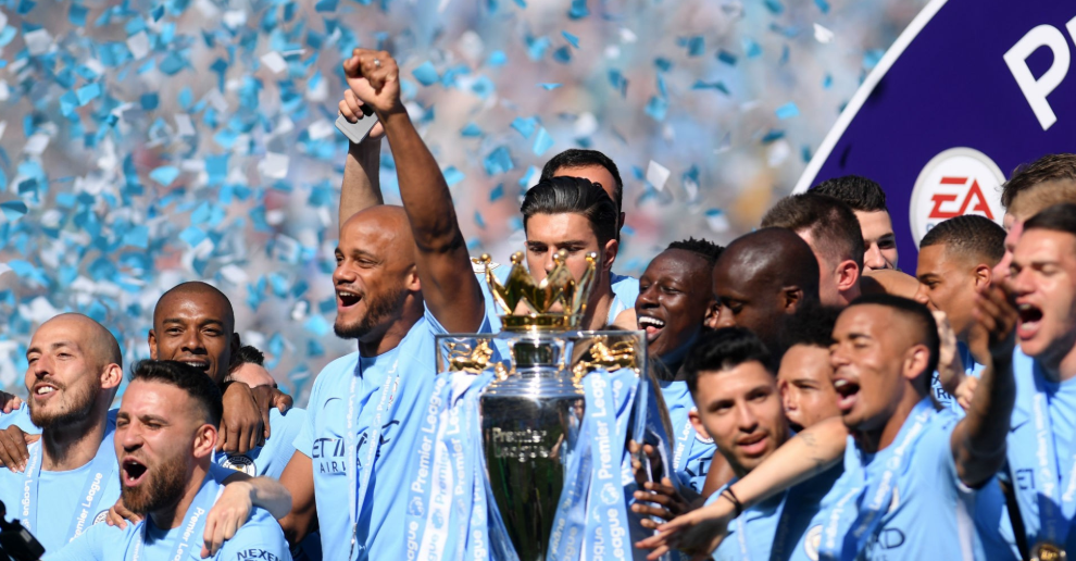 Ο Γκουαρντιόλα έσταξε μέλι για τον “ξεχωριστό” Κομπανί