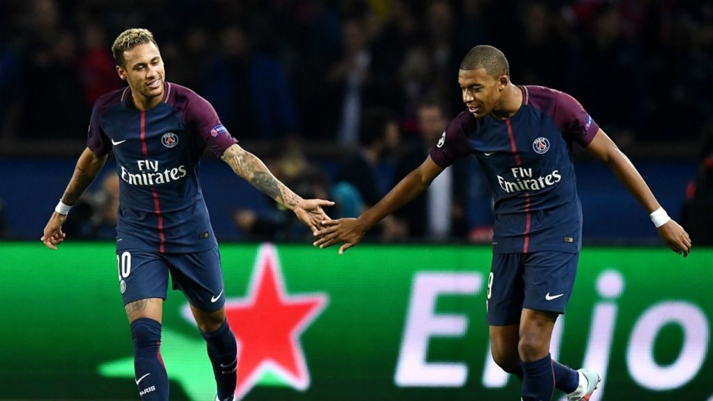 “Γλέντησαν” την άμυνα της Γκινγκάμπ Νεϊμάρ και Μπαπέ! (vid)