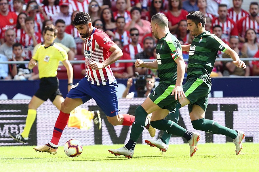 Την γλίτωσε ο νέος (vid)