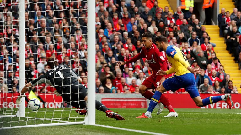 Το ΤΡΕΛΟ αυτογκόλ που έδωσε προβάδισμα στη Λίβερπουλ! (vid)