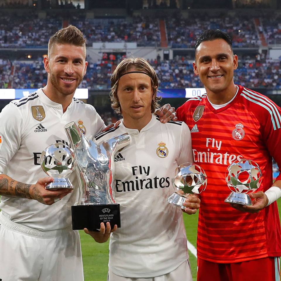 To Μπερναμπέου υποκλίθηκε στους κορυφαίους (vid)