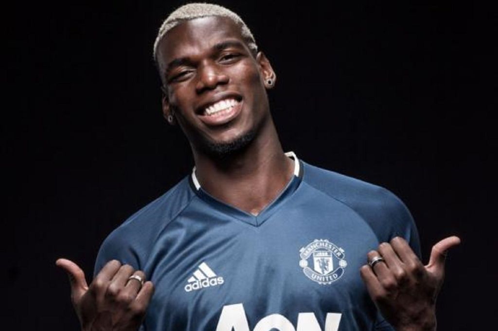 Ακόμα και στο αμάξι του μπαίνει με… μοναδικό τρόπο ο Πογκμπά! (vid)