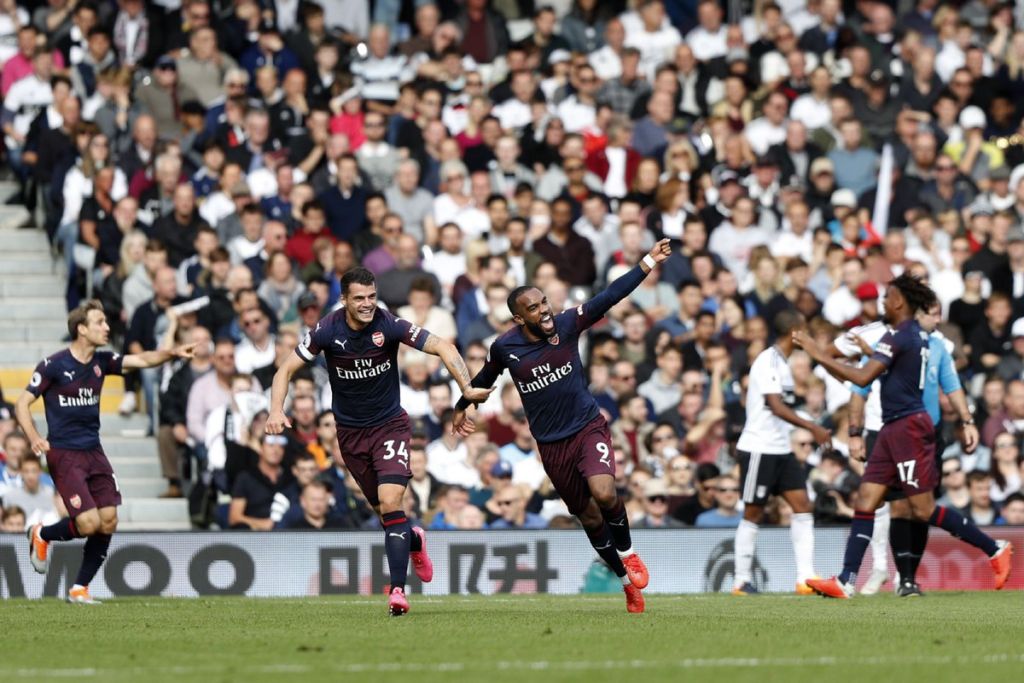 Δεν σταματάει να σκοράρει ο Λακαζέτ (vid)