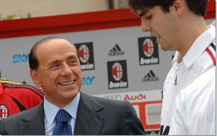 «Ψήνει» Κακά ο Μπερλουσκόνι