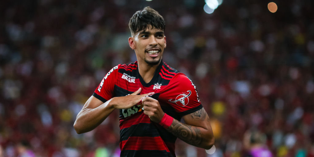 Αποθεώνει Πακετά ο Κακά