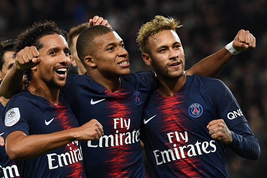 Απίστευτος Μπαπέ ποδοπάτησε τη Λυών (vids)