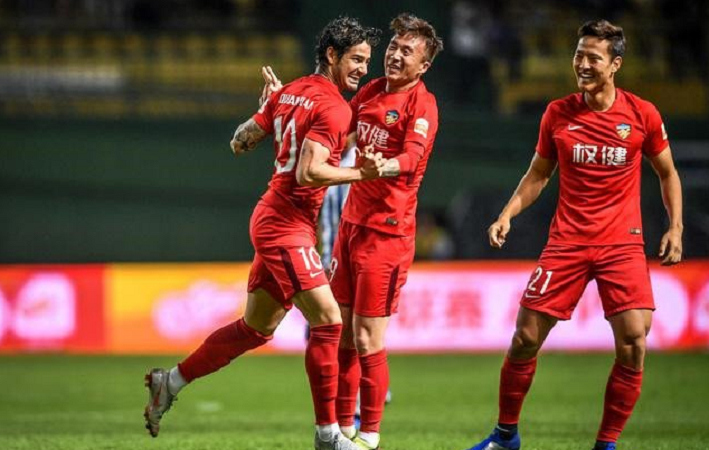 Τρεις γκολάρες σε ένα ματς από τον Πάτο! (vid)