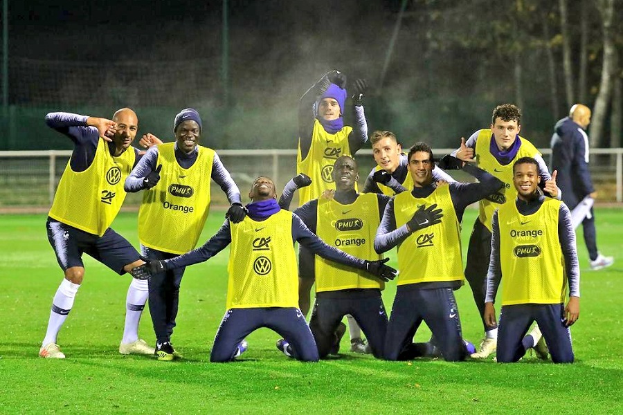 “Παπάδες” ακόμα και στην προπόνηση από τους Γάλλους (vid)