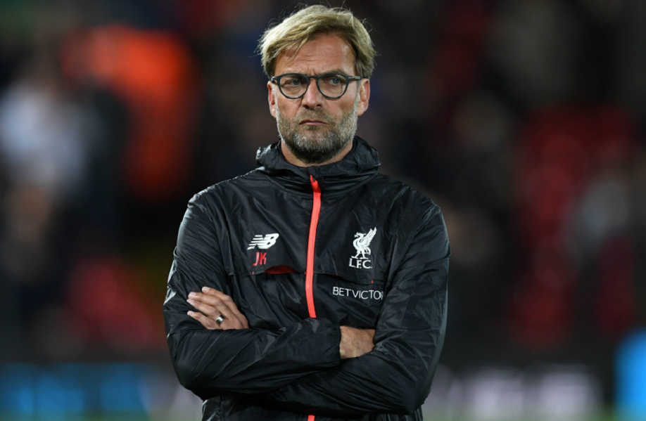 Πόζαρε με φανέλα της Παρτίζαν ο Κλοπ πριν το ματς με τον Ερυθρό Αστέρα (pic)