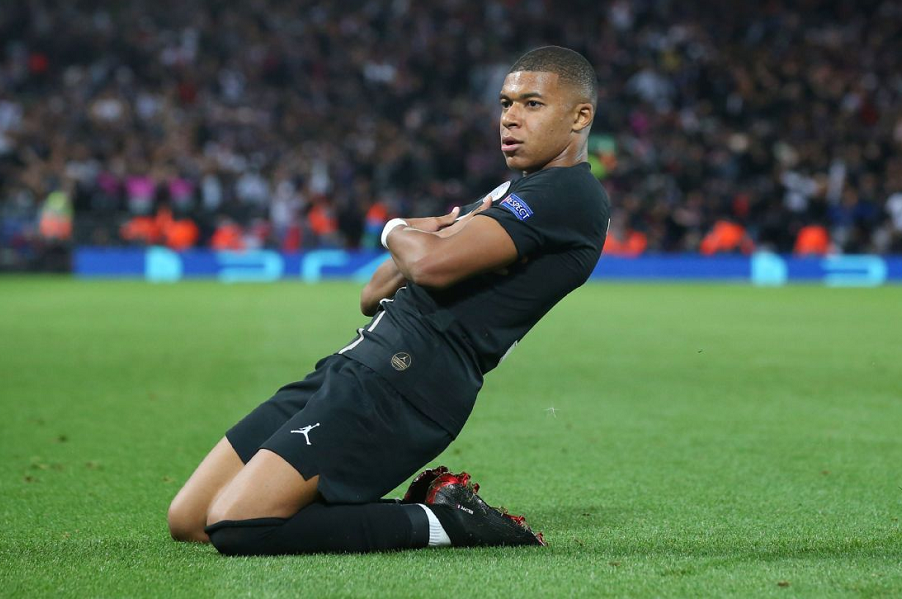 Εμπαπέ: «Κανείς δεν μπορεί να κάνει αυτά που έκανε ο Πελέ»