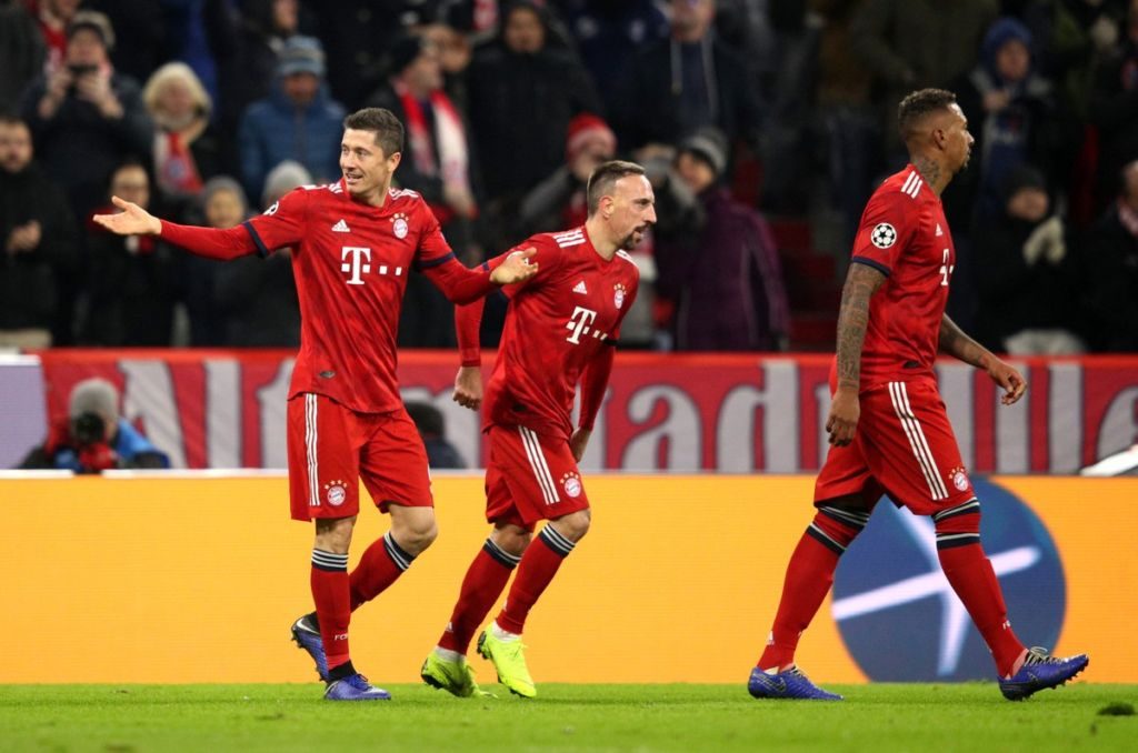 Έκοψε την… πλάκα η Μπάγερν και διέλυσε την Μπενφίκα (vid)