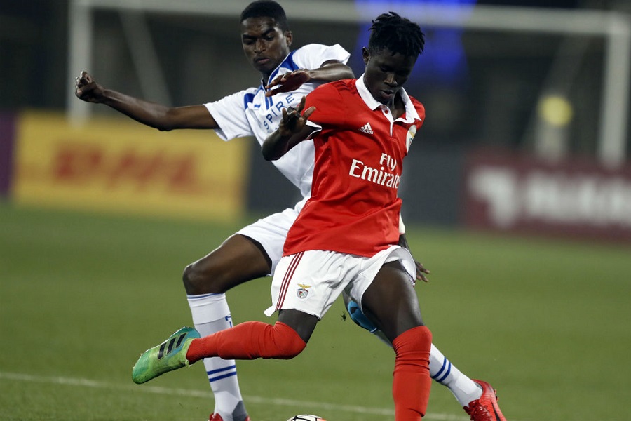 Ένας Ρονάλντο στα πλάνα της Μπαρτσελόνα