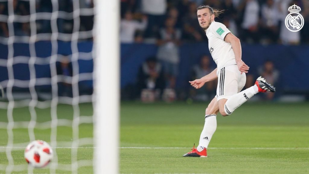 Μπέιλ βγαλμένος από την… Κονάμι διέλυσε την Κασίμα! (vid)