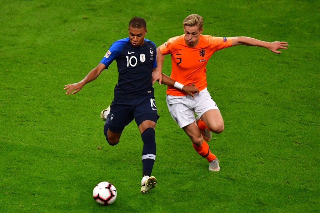 Θέλει τον Ντε Γιονγκ στην Παρί ο Μπαπέ!