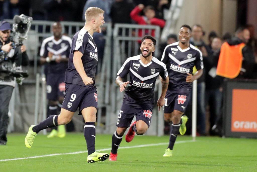 «Stop» στην Παρί από την Μπορντό (vid)