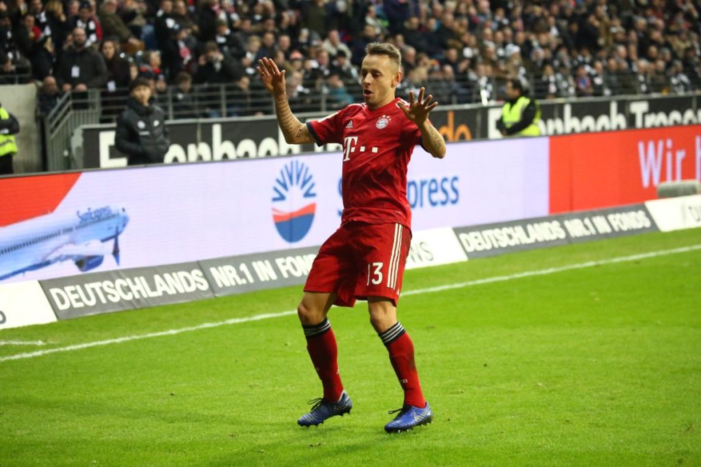 Ο Ραφίνια έβαλε το γκολ της… ζωής του! (vid)