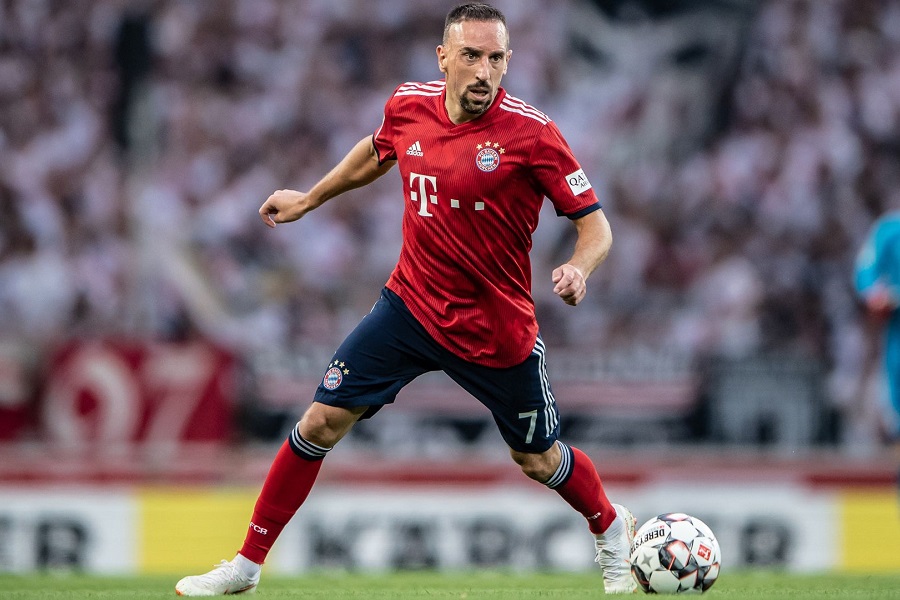 Ομάδα-έκπληξη της Πρέμιερ Λιγκ θέλει τον Ριμπερί!