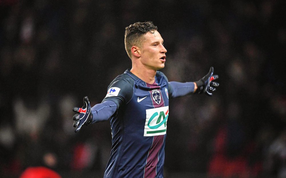 Την “φώτισε” με 4αρα η Παρί (vid)