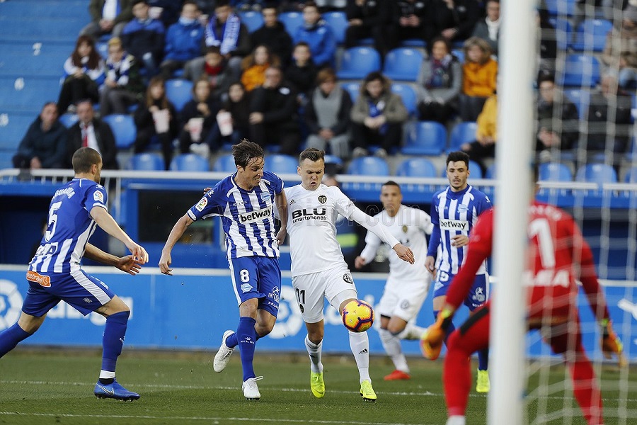 Πορεία Ευρώπης από την Αλαβές, υπέταξε και τη Βαλένθια! (vid)