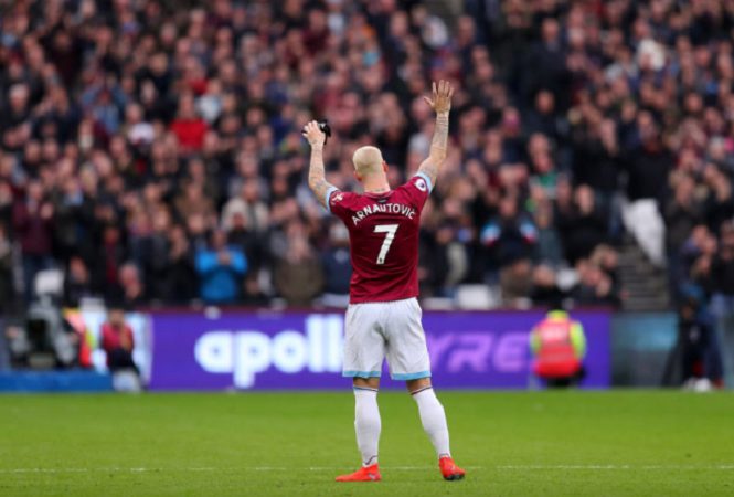 Αρναούτοβιτς: “Νιώθω ωραία στη Γουέστ Χαμ. Δεν πάω πουθενά” (pic)