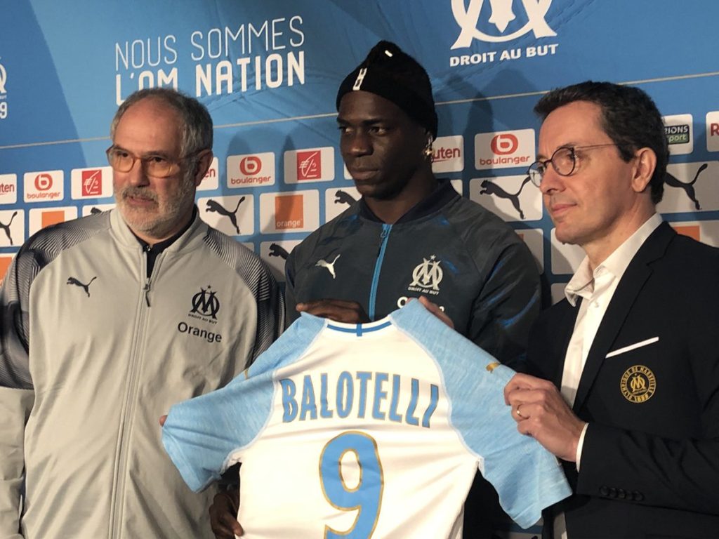 «Μασσαλός» και με τη βούλα ο «Σούπερ Μάριο»! (vid)